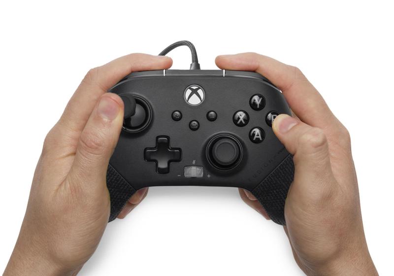 Controlador PowerA FUSION Pro 4 com fio para Xbox Series XS